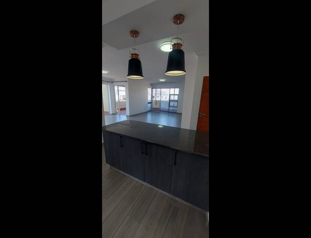 2 BEDROOM APARTMENT FOR SALE IN UMHLANGA RIDGE